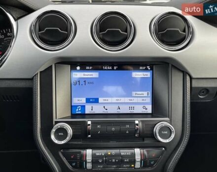 Серый Форд Мустанг, объемом двигателя 2.26 л и пробегом 98 тыс. км за 16700 $, фото 52 на Automoto.ua