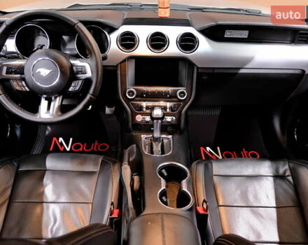 Серый Форд Мустанг, объемом двигателя 2.3 л и пробегом 91 тыс. км за 13900 $, фото 37 на Automoto.ua