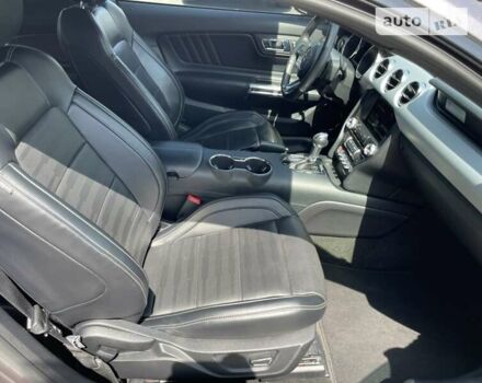 Серый Форд Мустанг, объемом двигателя 5 л и пробегом 51 тыс. км за 34500 $, фото 65 на Automoto.ua