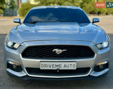 Серый Форд Мустанг, объемом двигателя 2.26 л и пробегом 161 тыс. км за 13599 $, фото 1 на Automoto.ua