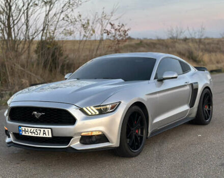 Серый Форд Мустанг, объемом двигателя 2.3 л и пробегом 173 тыс. км за 14500 $, фото 9 на Automoto.ua