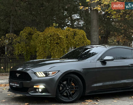 Серый Форд Мустанг, объемом двигателя 2.26 л и пробегом 99 тыс. км за 14999 $, фото 1 на Automoto.ua