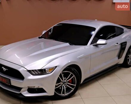 Серый Форд Мустанг, объемом двигателя 2.3 л и пробегом 91 тыс. км за 13900 $, фото 8 на Automoto.ua