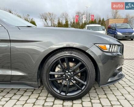 Серый Форд Мустанг, объемом двигателя 2.26 л и пробегом 98 тыс. км за 16700 $, фото 62 на Automoto.ua