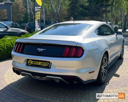 Серый Форд Мустанг, объемом двигателя 2.3 л и пробегом 115 тыс. км за 17300 $, фото 6 на Automoto.ua