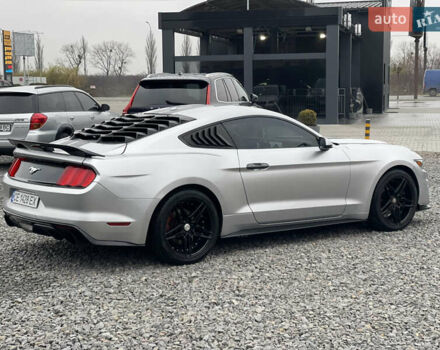 Серый Форд Мустанг, объемом двигателя 2.26 л и пробегом 80 тыс. км за 17500 $, фото 7 на Automoto.ua