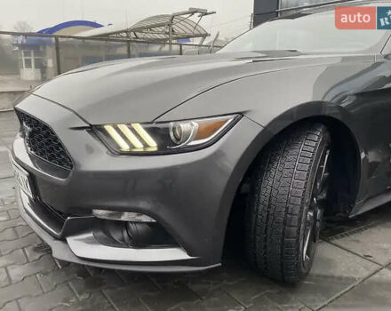 Форд Мустанг 2017 в Ровно на Automoto.ua Серый Форд Мустанг, объемом двигателя 2.26 л и пробегом 162 тыс. км за 19500 $, фото 2 на Automoto.ua