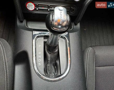 Серый Форд Мустанг, объемом двигателя 3.7 л и пробегом 126 тыс. км за 18440 $, фото 19 на Automoto.ua