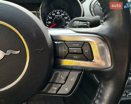 Серый Форд Мустанг, объемом двигателя 3.7 л и пробегом 126 тыс. км за 18440 $, фото 14 на Automoto.ua