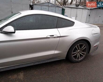 Сірий Форд Мустанг, об'ємом двигуна 2.26 л та пробігом 138 тис. км за 10600 $, фото 2 на Automoto.ua