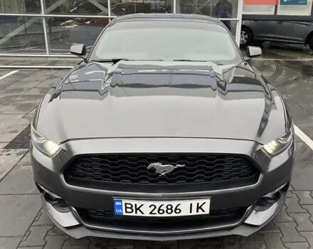 Серый Форд Мустанг, объемом двигателя 2.26 л и пробегом 162 тыс. км за 14999 $, фото 4 на Automoto.ua