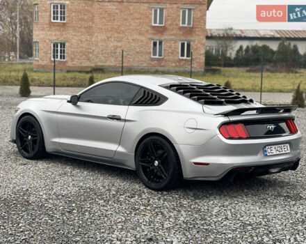 Серый Форд Мустанг, объемом двигателя 2.26 л и пробегом 80 тыс. км за 17500 $, фото 11 на Automoto.ua