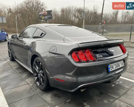 Форд Мустанг 2017 в Ровно на Automoto.ua Серый Форд Мустанг, объемом двигателя 2.26 л и пробегом 162 тыс. км за 19500 $, фото 12 на Automoto.ua