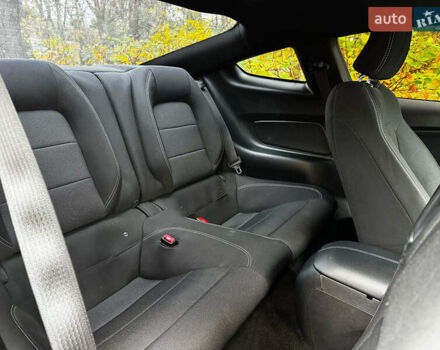 Серый Форд Мустанг, объемом двигателя 3.7 л и пробегом 126 тыс. км за 18440 $, фото 30 на Automoto.ua