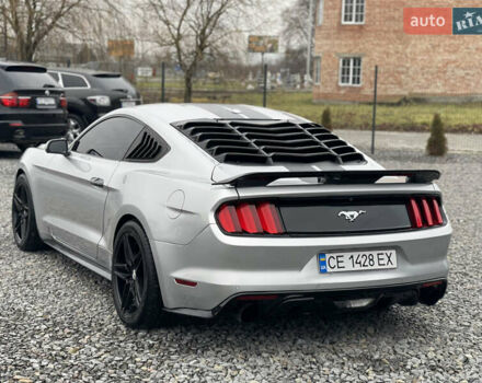 Серый Форд Мустанг, объемом двигателя 2.26 л и пробегом 80 тыс. км за 17500 $, фото 10 на Automoto.ua