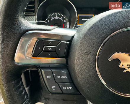 Серый Форд Мустанг, объемом двигателя 3.7 л и пробегом 126 тыс. км за 18440 $, фото 13 на Automoto.ua