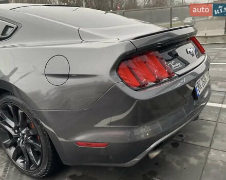 Серый Форд Мустанг, объемом двигателя 2.26 л и пробегом 162 тыс. км за 14999 $, фото 11 на Automoto.ua