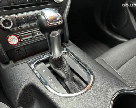 Серый Форд Мустанг, объемом двигателя 3.7 л и пробегом 126 тыс. км за 18440 $, фото 20 на Automoto.ua