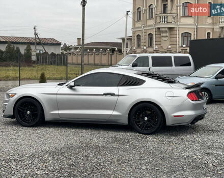 Серый Форд Мустанг, объемом двигателя 2.26 л и пробегом 80 тыс. км за 17500 $, фото 12 на Automoto.ua