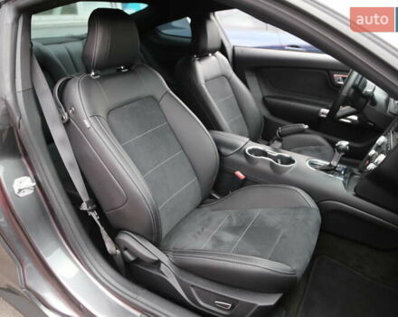 Серый Форд Мустанг, объемом двигателя 4.95 л и пробегом 51 тыс. км за 25500 $, фото 10 на Automoto.ua