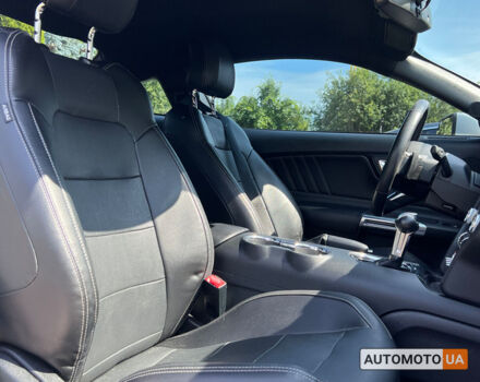 Серый Форд Мустанг, объемом двигателя 2.3 л и пробегом 115 тыс. км за 17300 $, фото 9 на Automoto.ua