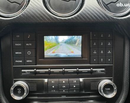 Серый Форд Мустанг, объемом двигателя 3.7 л и пробегом 126 тыс. км за 18440 $, фото 17 на Automoto.ua