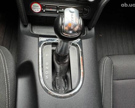 Серый Форд Мустанг, объемом двигателя 3.7 л и пробегом 126 тыс. км за 18440 $, фото 19 на Automoto.ua