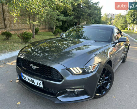 Серый Форд Мустанг, объемом двигателя 2.26 л и пробегом 162 тыс. км за 16750 $, фото 1 на Automoto.ua