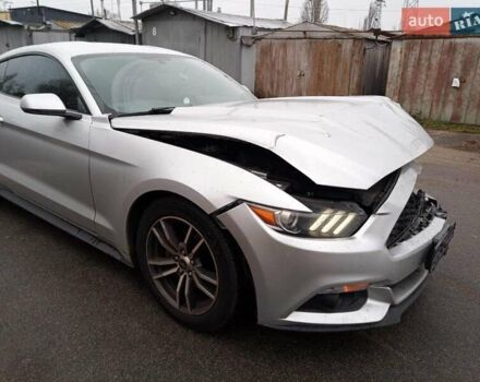 Сірий Форд Мустанг, об'ємом двигуна 2.26 л та пробігом 138 тис. км за 10600 $, фото 3 на Automoto.ua