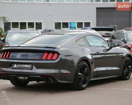 Серый Форд Мустанг, объемом двигателя 4.95 л и пробегом 51 тыс. км за 25500 $, фото 6 на Automoto.ua