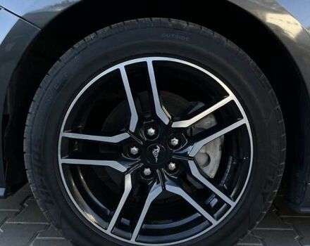 Серый Форд Мустанг, объемом двигателя 2.26 л и пробегом 27 тыс. км за 19100 $, фото 41 на Automoto.ua