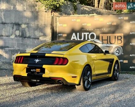 Серый Форд Мустанг, объемом двигателя 2.26 л и пробегом 107 тыс. км за 18000 $, фото 5 на Automoto.ua