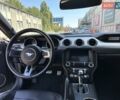 Серый Форд Мустанг, объемом двигателя 4.95 л и пробегом 67 тыс. км за 27600 $, фото 13 на Automoto.ua