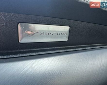 Серый Форд Мустанг, объемом двигателя 4.95 л и пробегом 67 тыс. км за 27600 $, фото 18 на Automoto.ua