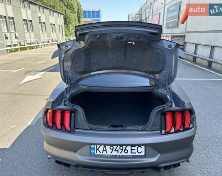 Серый Форд Мустанг, объемом двигателя 4.95 л и пробегом 67 тыс. км за 27600 $, фото 10 на Automoto.ua