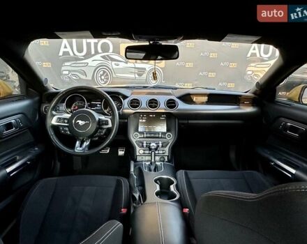 Серый Форд Мустанг, объемом двигателя 2.26 л и пробегом 107 тыс. км за 18000 $, фото 10 на Automoto.ua