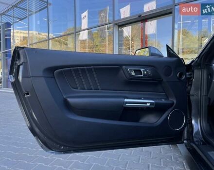 Серый Форд Мустанг, объемом двигателя 2.26 л и пробегом 27 тыс. км за 19100 $, фото 15 на Automoto.ua