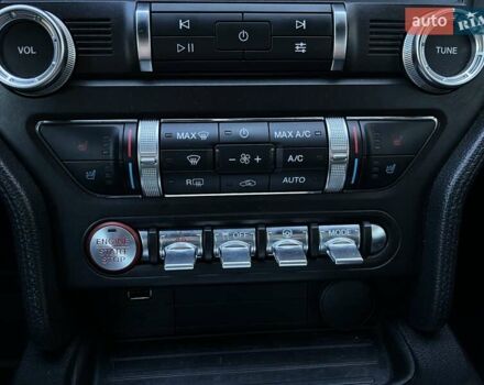 Серый Форд Мустанг, объемом двигателя 2.26 л и пробегом 27 тыс. км за 19100 $, фото 27 на Automoto.ua