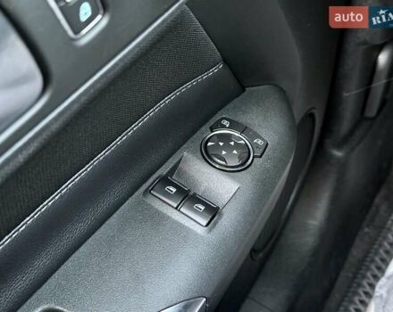 Серый Форд Мустанг, объемом двигателя 2.26 л и пробегом 107 тыс. км за 18000 $, фото 19 на Automoto.ua