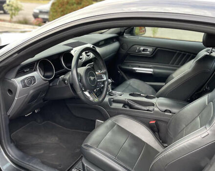 Сірий Форд Мустанг, об'ємом двигуна 4.95 л та пробігом 45 тис. км за 32000 $, фото 10 на Automoto.ua