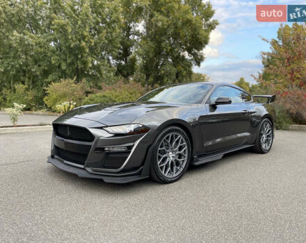 Сірий Форд Мустанг, об'ємом двигуна 4.95 л та пробігом 45 тис. км за 32000 $, фото 3 на Automoto.ua