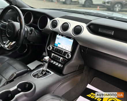 Серый Форд Мустанг, объемом двигателя 2.3 л и пробегом 91 тыс. км за 22400 $, фото 21 на Automoto.ua