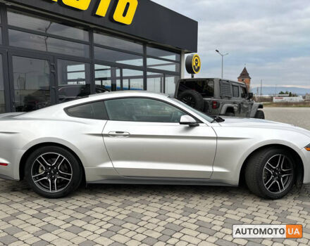 Серый Форд Мустанг, объемом двигателя 2.3 л и пробегом 91 тыс. км за 22400 $, фото 7 на Automoto.ua