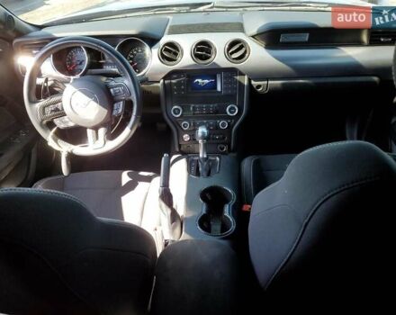 Серый Форд Мустанг, объемом двигателя 0 л и пробегом 30 тыс. км за 13600 $, фото 4 на Automoto.ua