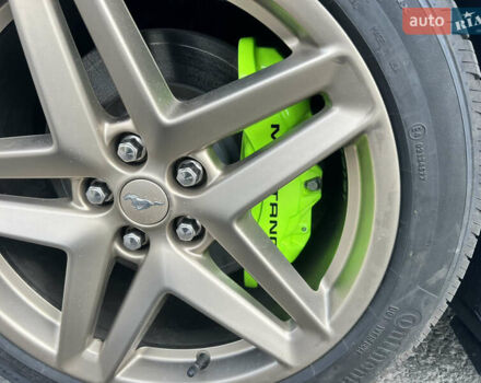 Серый Форд Мустанг, объемом двигателя 5 л и пробегом 8 тыс. км за 70000 $, фото 22 на Automoto.ua