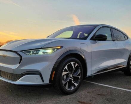 Серый Форд Мустанг, объемом двигателя 0 л и пробегом 28 тыс. км за 17600 $, фото 1 на Automoto.ua