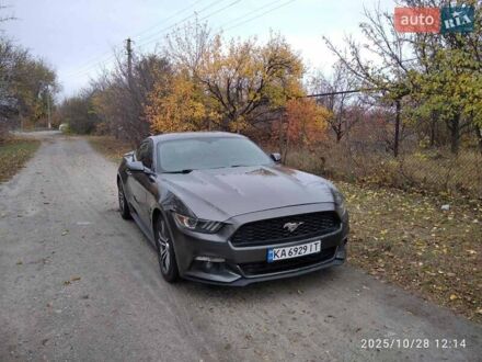 Серый Форд Мустанг, объемом двигателя 2.26 л и пробегом 189 тыс. км за 11999 $, фото 1 на Automoto.ua
