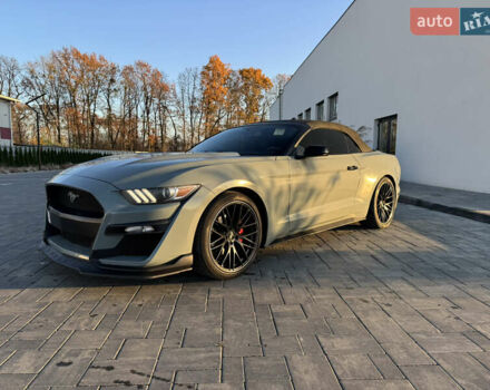 Серый Форд Мустанг, объемом двигателя 3.73 л и пробегом 156 тыс. км за 16000 $, фото 1 на Automoto.ua