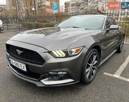 Серый Форд Мустанг, объемом двигателя 2.26 л и пробегом 77 тыс. км за 14000 $, фото 1 на Automoto.ua