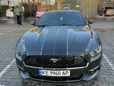 Серый Форд Мустанг, объемом двигателя 2.26 л и пробегом 151 тыс. км за 15000 $, фото 1 на Automoto.ua